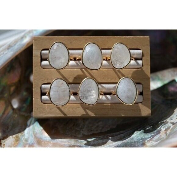 STUNNING Gemstone Statement Ring Large Rainbow Moonstone Gold Vermeil Gorgeous - Picture 10 of 11